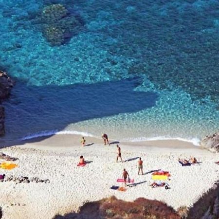 Casolare Al Porto Hotel Tropea Exterior photo